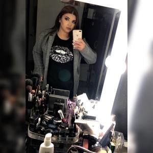 Meet your Posher, Nayeli